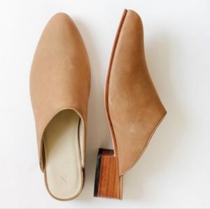 Nisolo Mariella Mule in Sand | 7.5